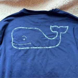 Like new, boys Vinyard Vines rash guard